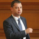 Добрев подкрепи отпадане на преференциални енергийни цени
