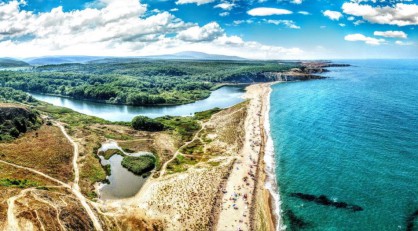 Плажът на река Велека, край Синеморец